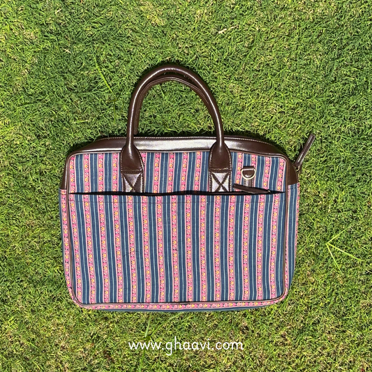Butti Border Line Print Laptop Bag