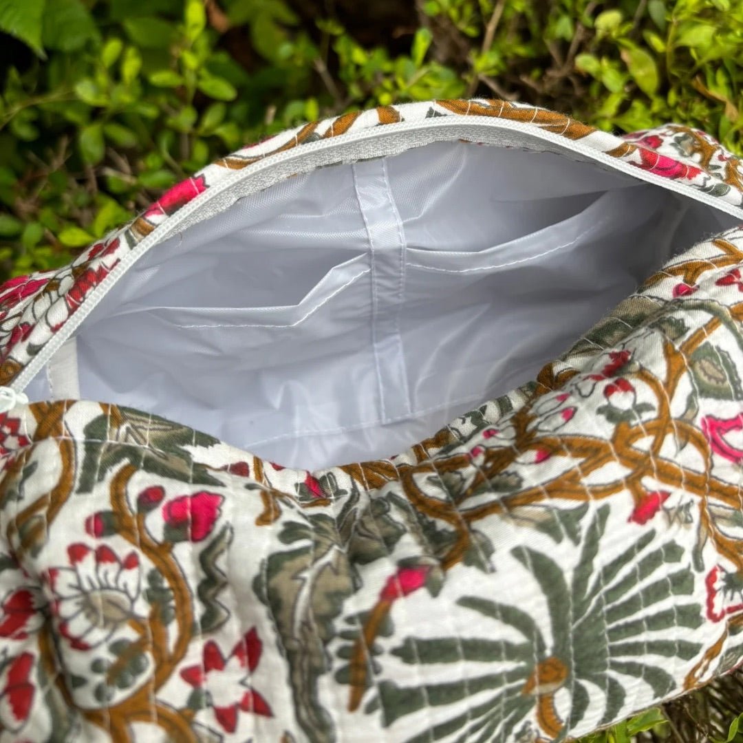 Jaal travel pouch sets of 3 - GHAAVI.