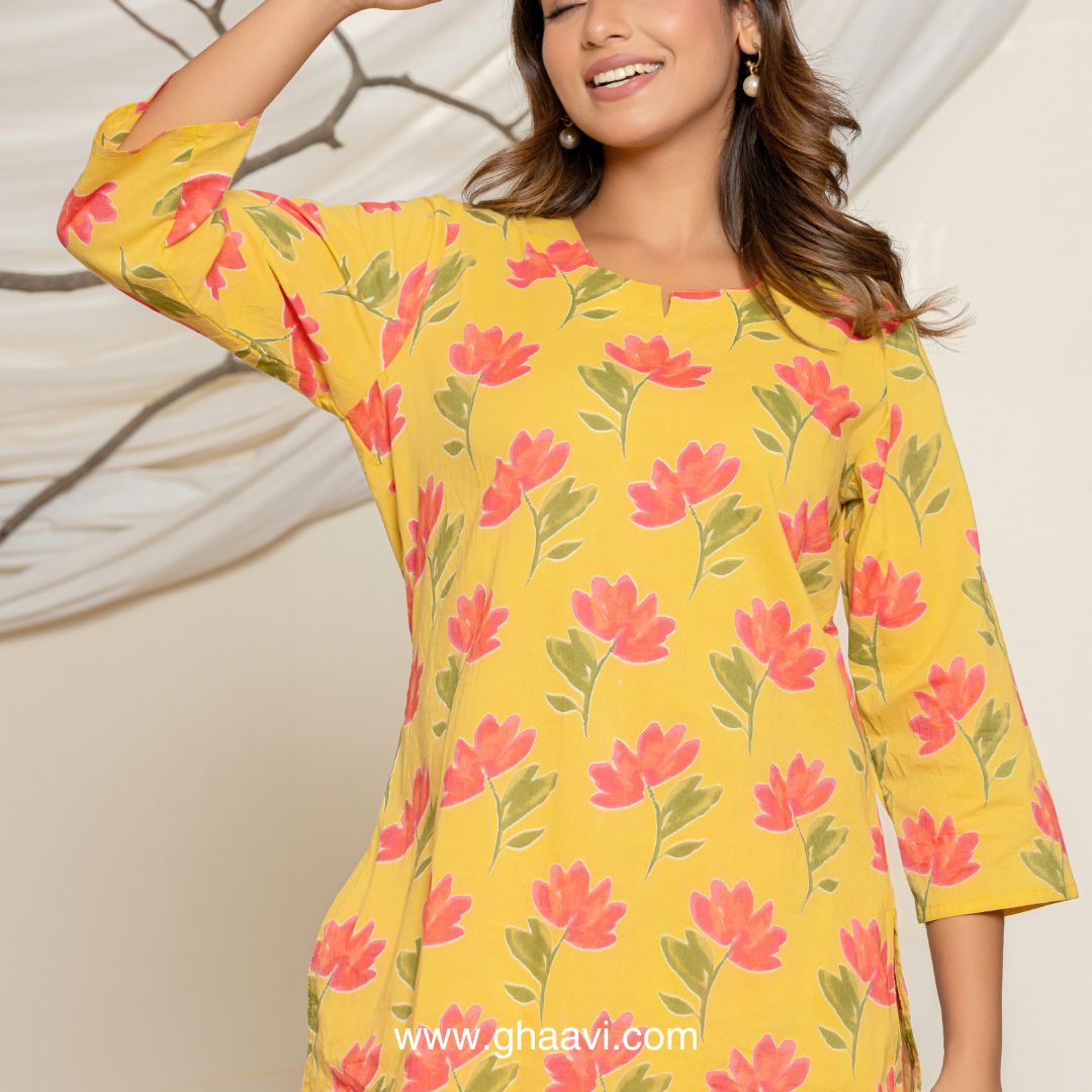Tulips on Mustard field Lounge wear set - GHAAVI.