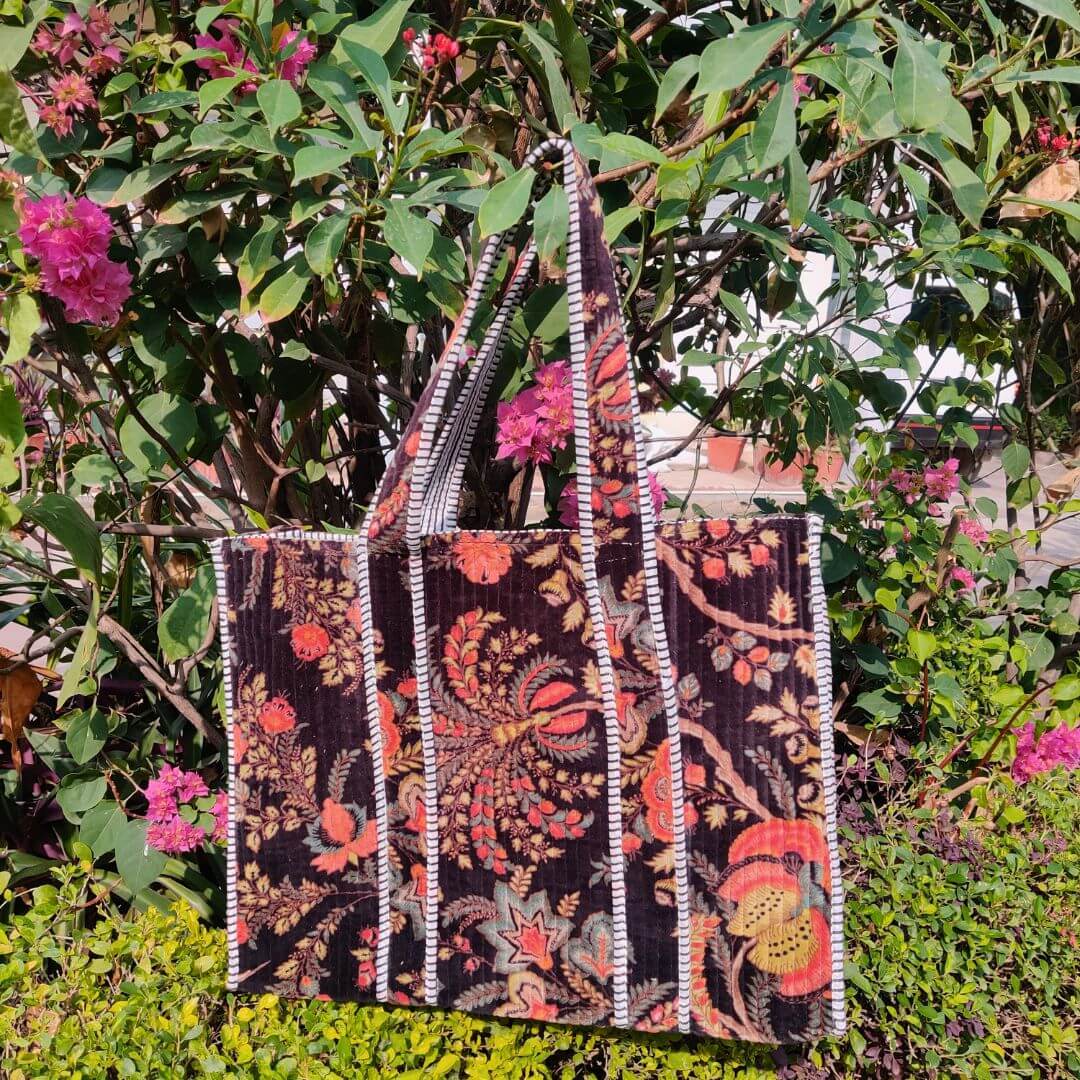Lulu Cotton Velvet Quilted Tote Bag - GHAAVI.