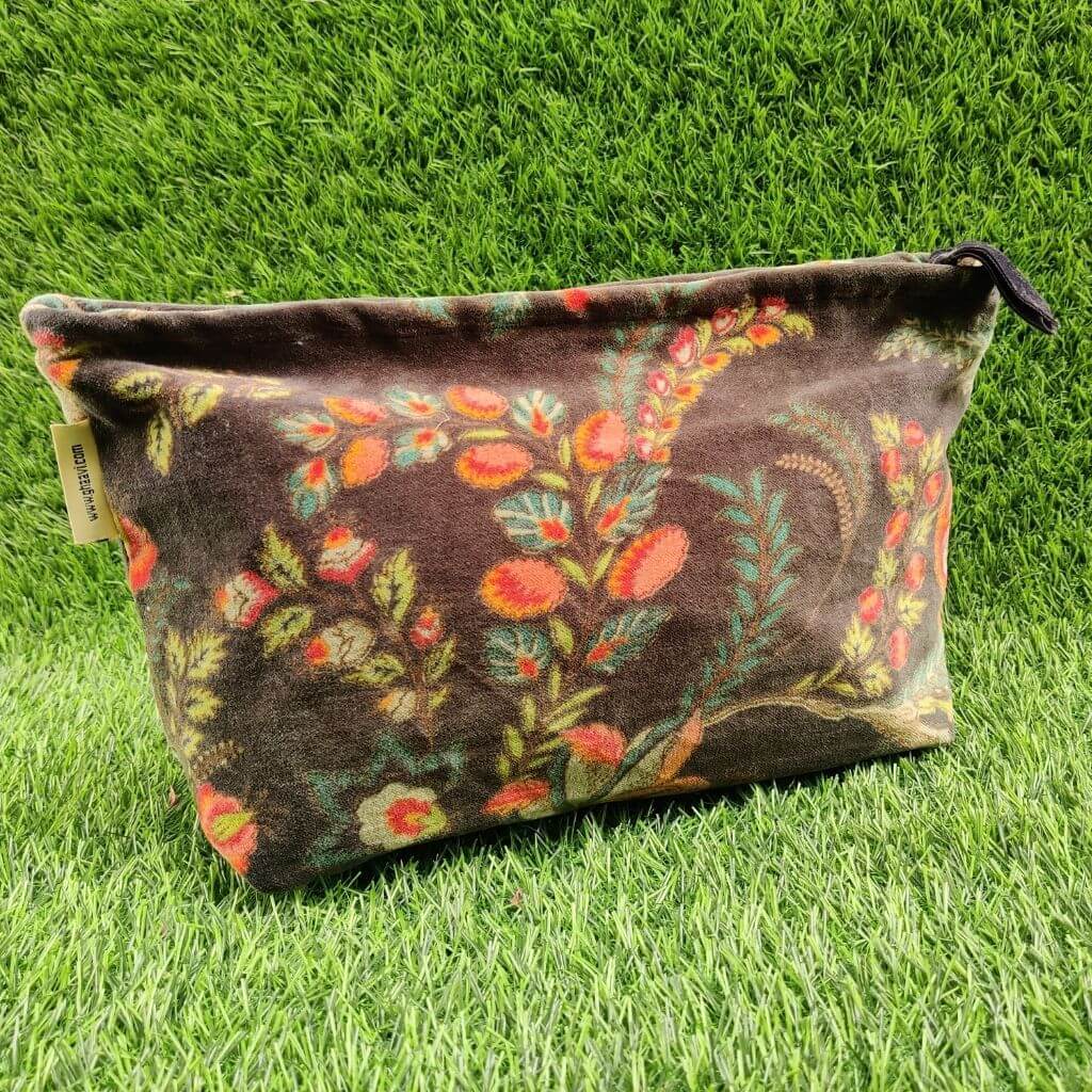 Velvet XL Pouch - Floral Print - GHAAVI.
