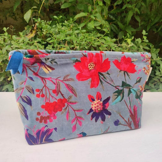 Velvet XL Pouch - Floral Print - GHAAVI.