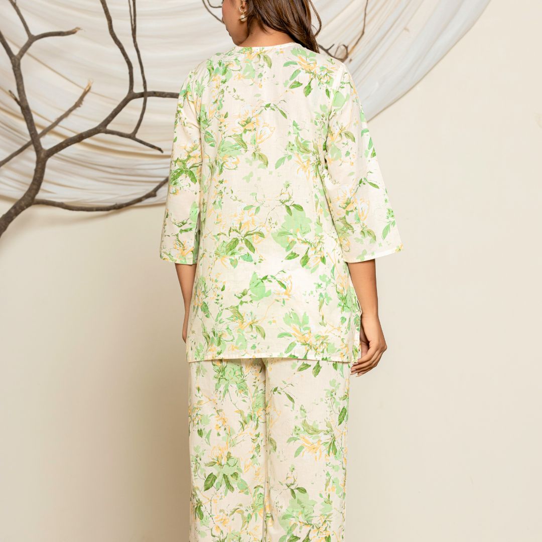 Cream floral print lounge wear set - GHAAVI.