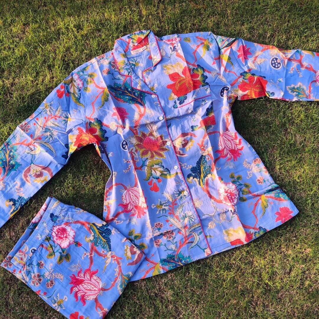 Blue Tropical Flower Printed Night suit - GHAAVI.