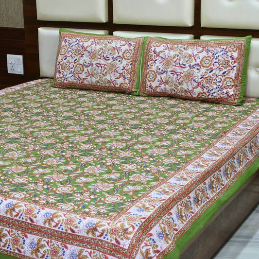 Green Floral Print Bedsheet set - GHAAVI.