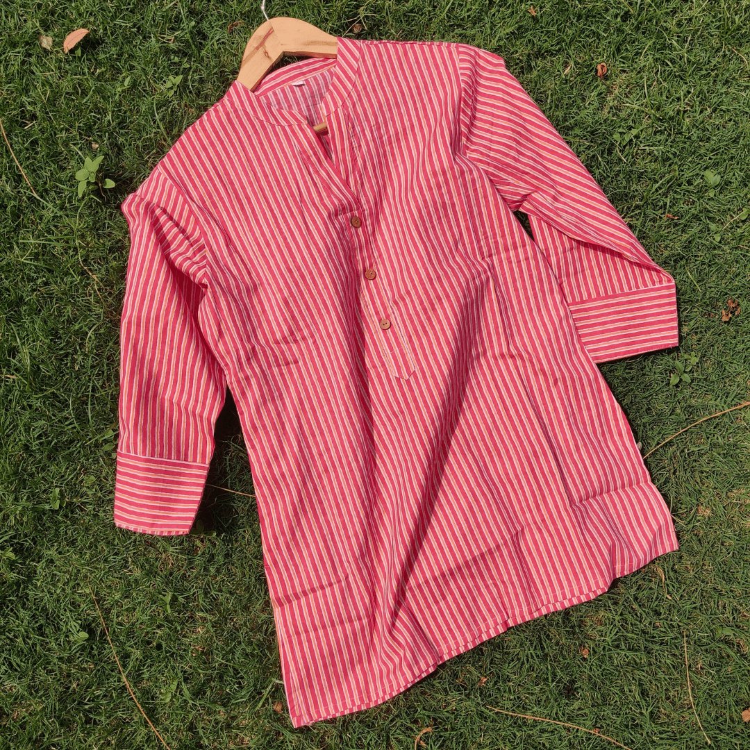 Pink Striped Printed Cotton Kurti - GHAAVI.