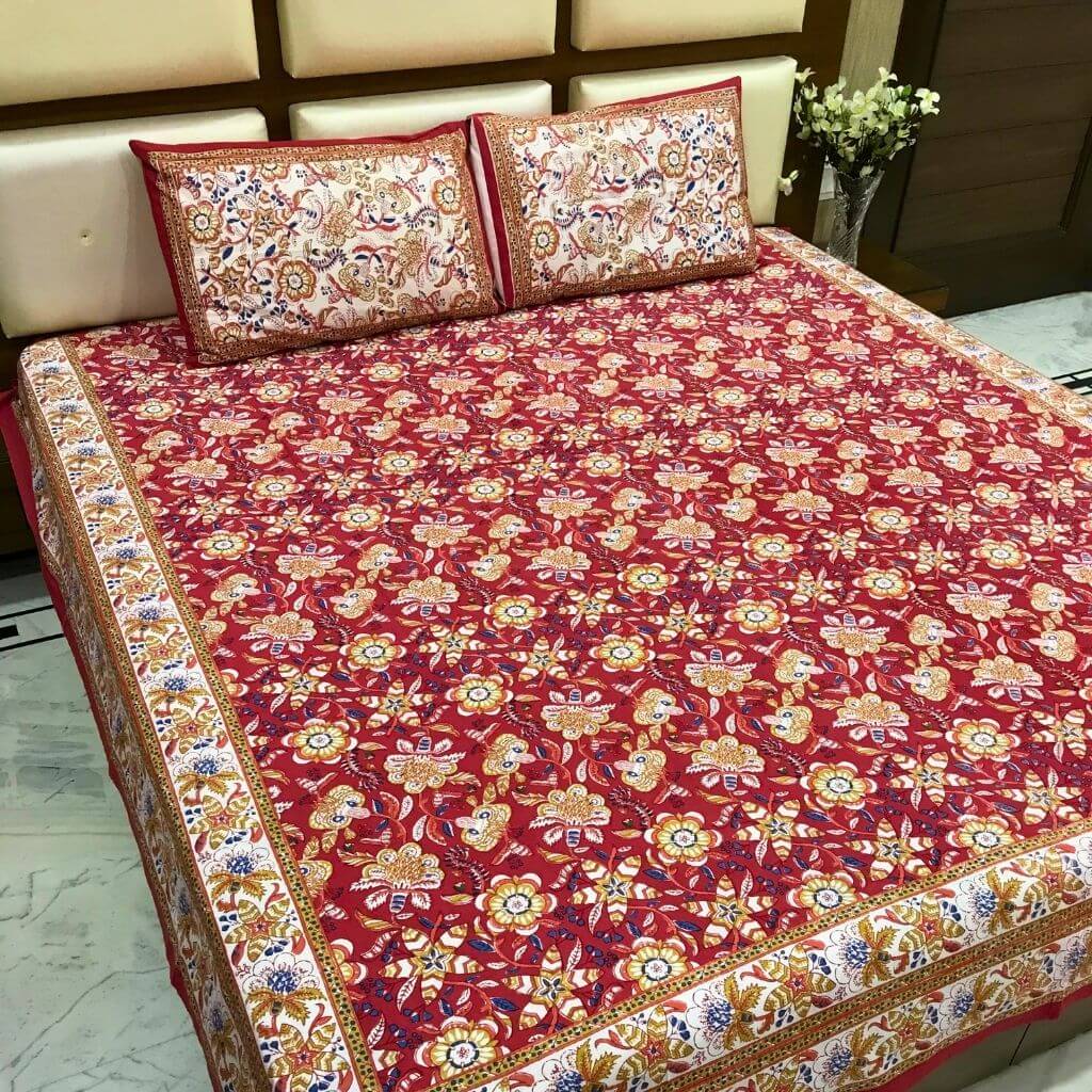 Red White Floral Print Bedsheet set - GHAAVI.